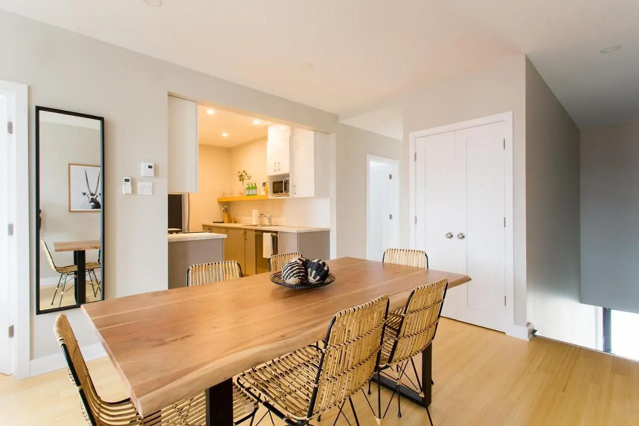 Trendy Little Italy 3 Bedroom Condo By Den Stays 蒙特利尔 公寓