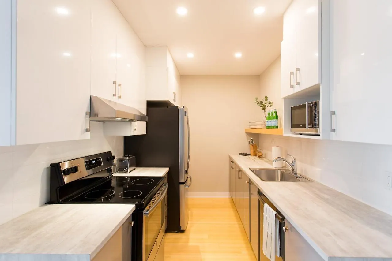 Trendy Little Italy 3 Bedroom Condo By Den Stays 蒙特利尔 公寓